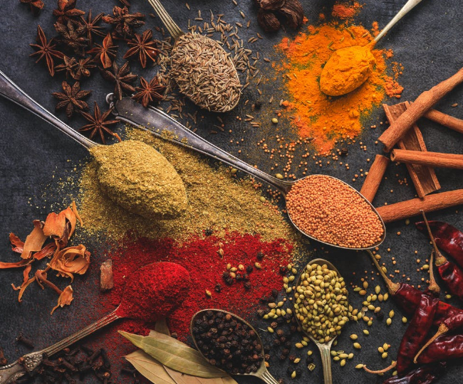 किचन में मौजूद ये मसाले रखेंगे आपको मोटापे के साथ संक्रामक बीमारियों से भी दूर  